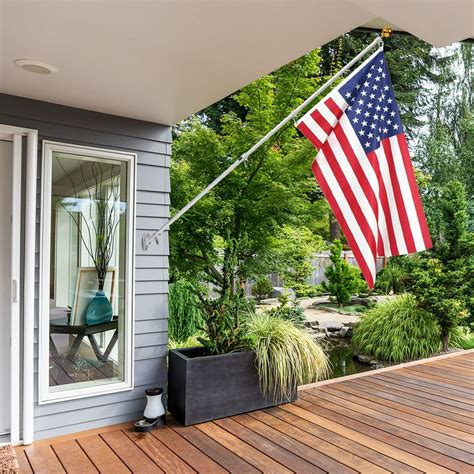 residential house mounted flagpoles